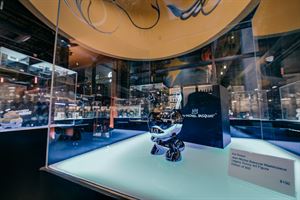 Art Collectible Retail Space