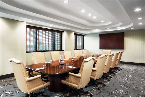 Sheraton Edison Hotel Raritan Center