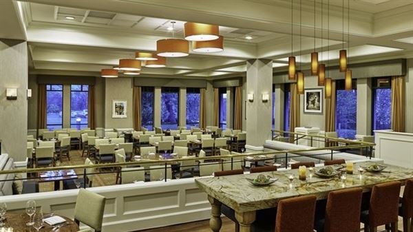 DoubleTree Suites by Hilton Hotel Philadelphia West