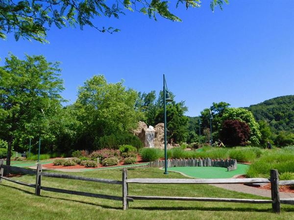 Robert Morris University Island Sports Center