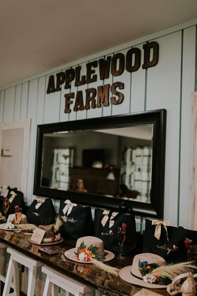 Applewood Farms