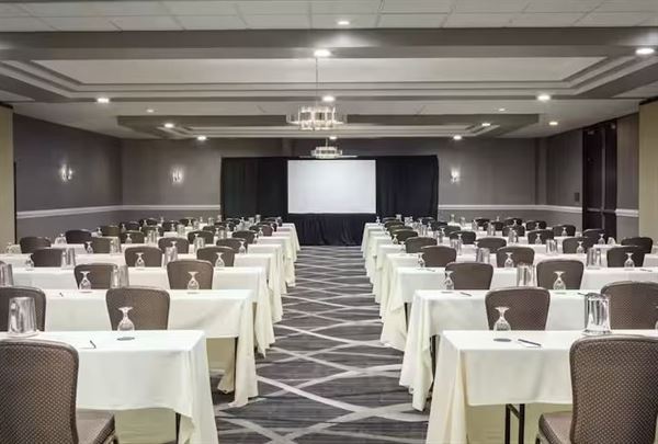 DoubleTree by Hilton Cherry Hill Philadelphia