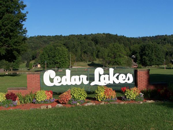 Cedar Lakes Conference Center