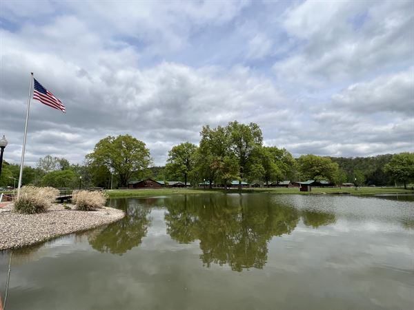 Cedar Lakes Conference Center