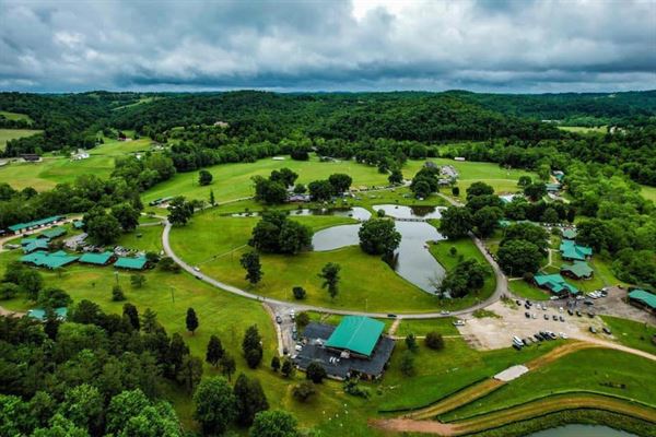 Cedar Lakes Conference Center