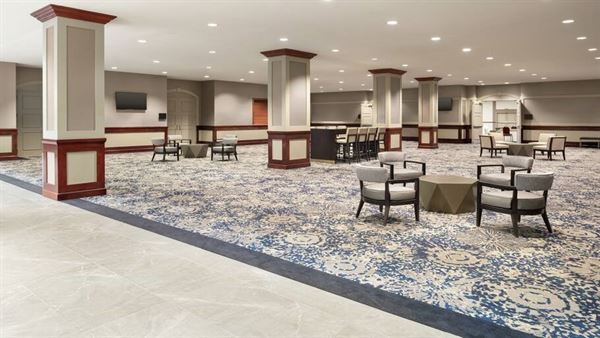 Embassy Suites Cleveland Rockside