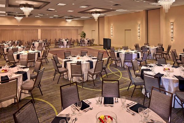 Courtyard Philadelphia City Avenue