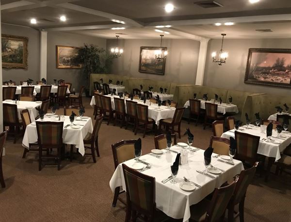 Thoroughbreds Chophouse and Seafood Grille