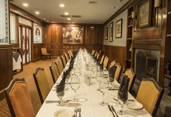 Thoroughbreds Chophouse and Seafood Grille