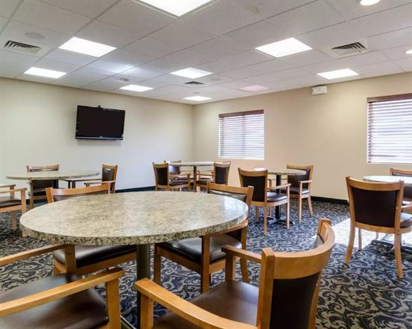 Microtel Inn & Suites by Wyndham Kearney