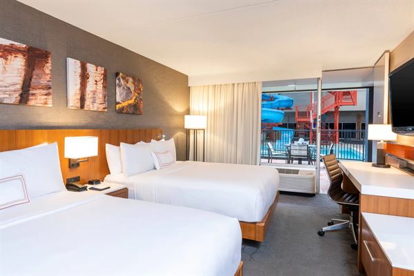 Sonesta Hotel Grand Rapids Airport