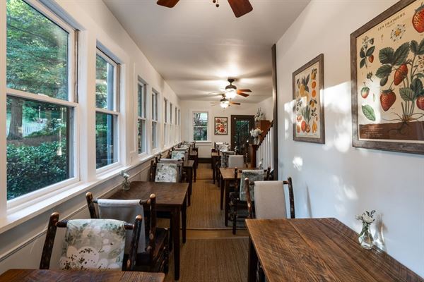 Beechwood Inn - Georgia's Premier Wine Country Inn