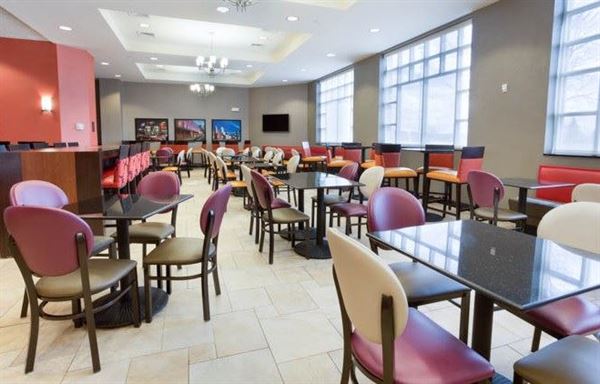 Drury Inn & Suites Cincinnati Sharonville