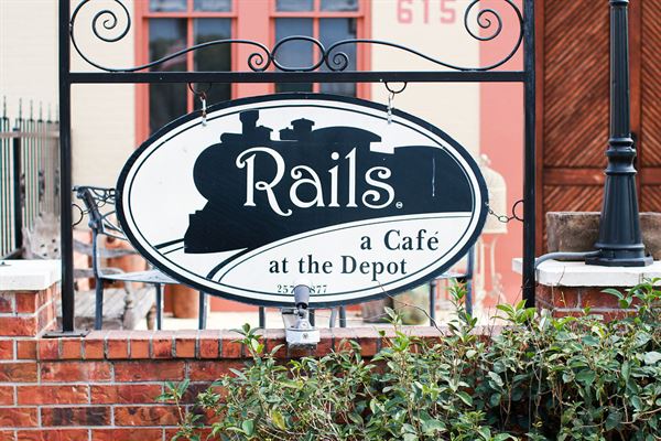Rails - A Cafe at the Depot