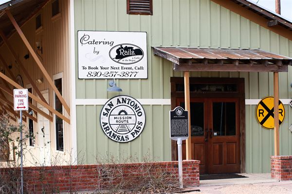 Rails - A Cafe at the Depot