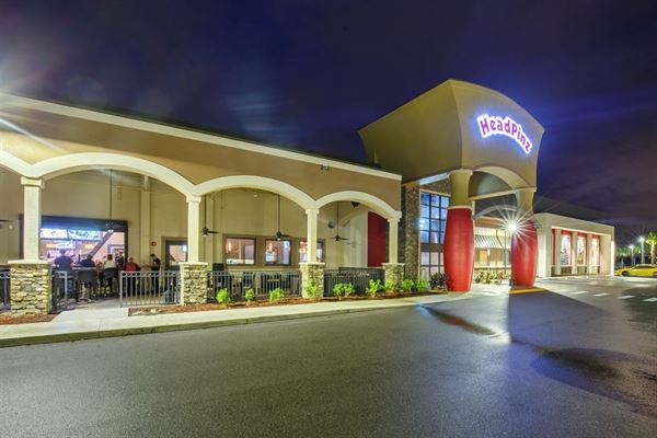 HeadPinz Entertainment Center