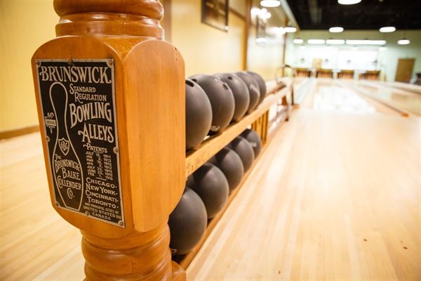 HeadPinz Entertainment Center