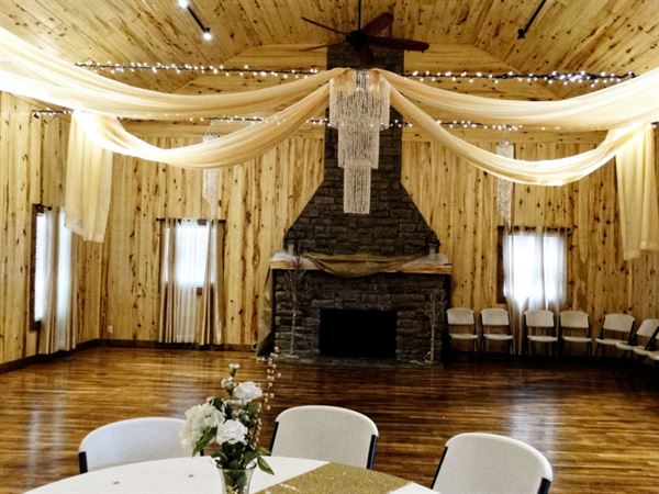 Lakeside Cedar Lodge