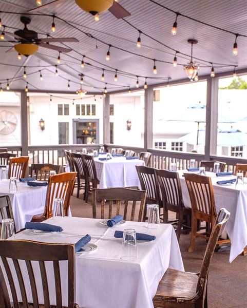 Milton's Cuisine & Cocktails