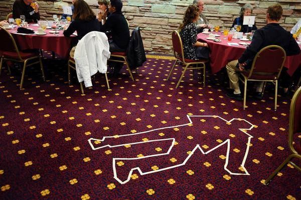 Dinner Detective Murder Mystery Show - Houston