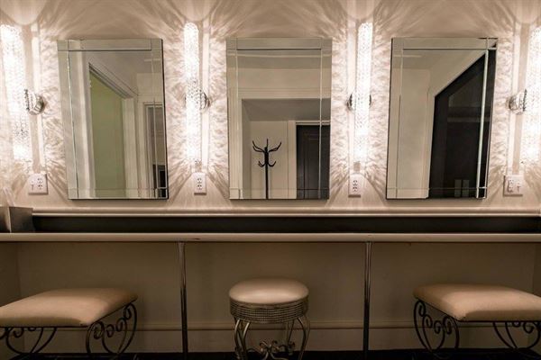 The Commodore Bar & Restaurant