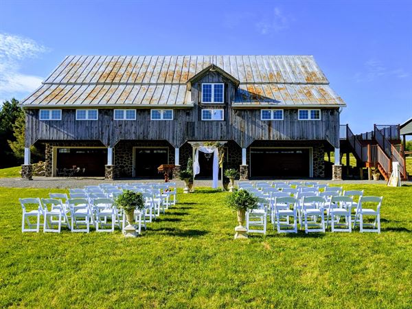Trillium Creek Wedding and Event Barn
