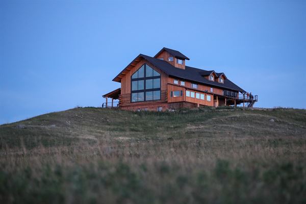 Coteau des Prairies Lodge