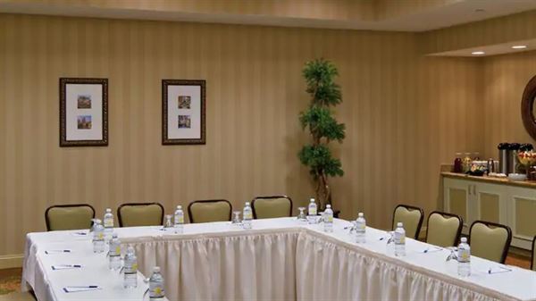 Hilton Garden Inn Lakewood