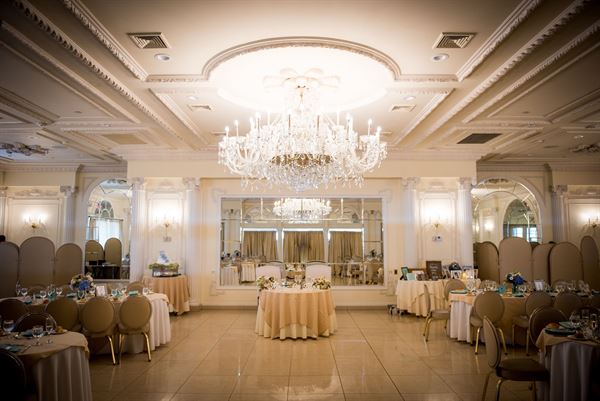 Lombardi's on the Bay