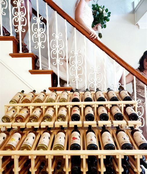 Black Dog Wine Company