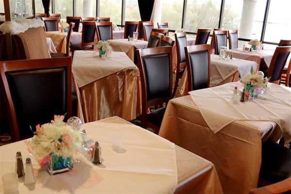 The Queen Baton Rouge