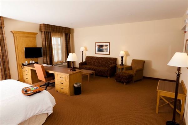 Hampton Inn & Suites Riverton