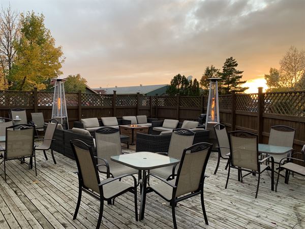 Russell Inn Hotel & Conference Centre