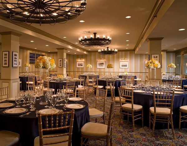 Newport Beach Hotel and Suites