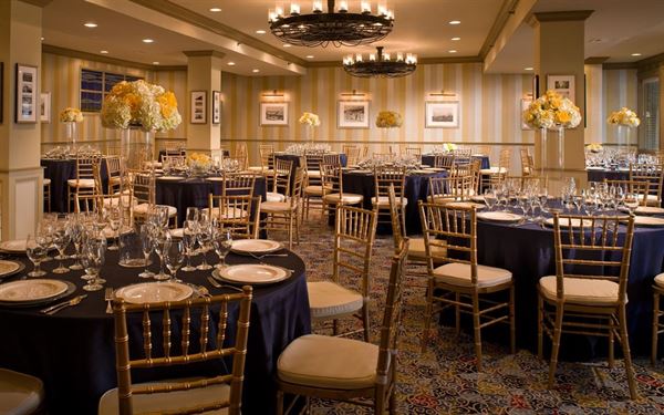 Newport Beach Hotel and Suites