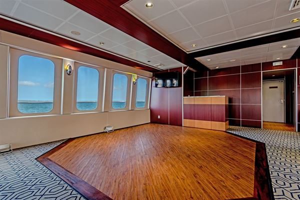 Tropicalboat Charters