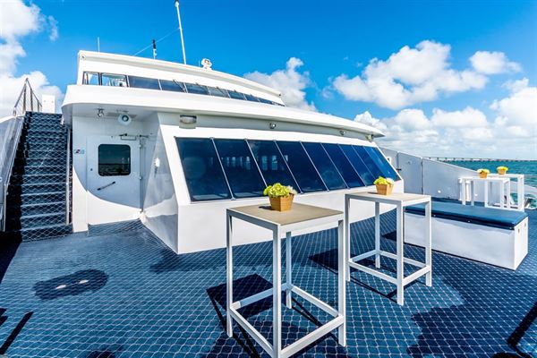 Tropicalboat Charters