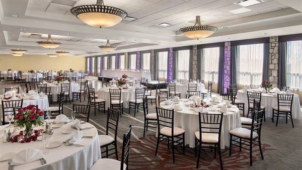 DoubleTree by Hilton Hotel Pittsburgh Airport