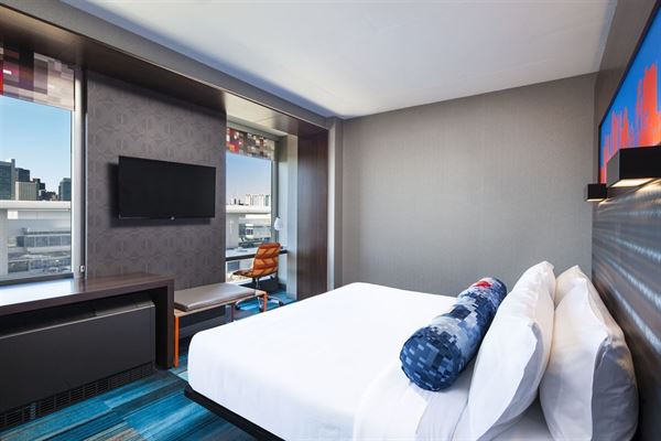 Aloft Boston Seaport District