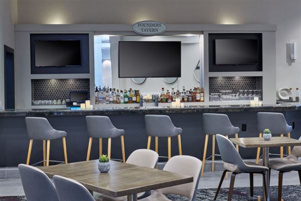 Delta Hotels by Marriott Detroit Novi