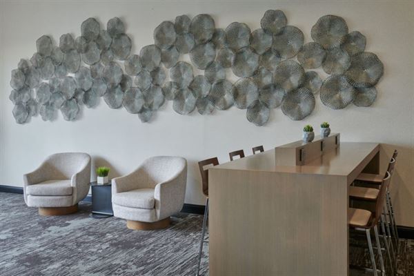 Delta Hotels by Marriott Detroit Novi