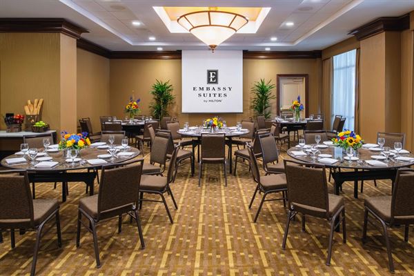 Embassy Suites Sacramento - Riverfront Promenade