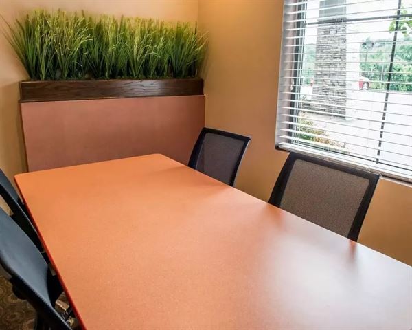 Comfort Suites Monaca