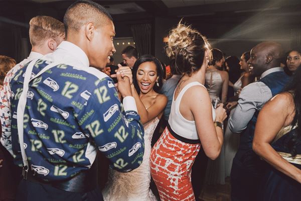 Tony Schwartz: Wedding MC & DJ