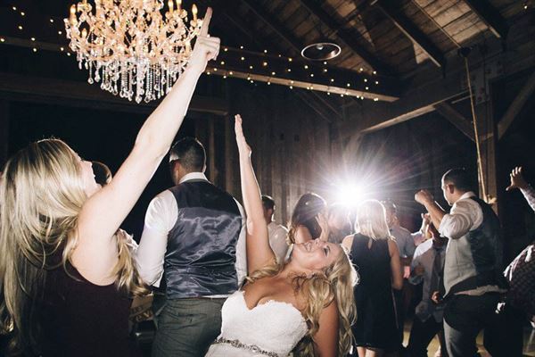 Tony Schwartz: Wedding MC & DJ