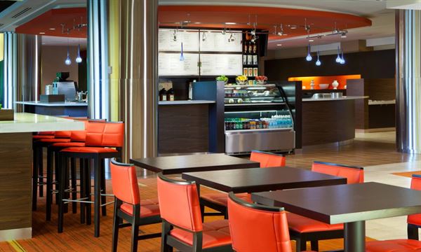 Courtyard by Marriott Arlington Crystal City/Reagan National Airport