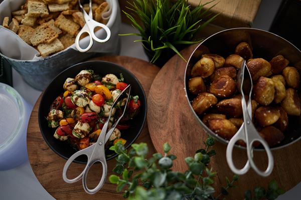 Whitehouse Caterers at Overhills Mansion