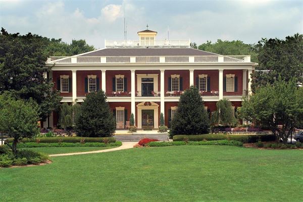 The Inn at Stone Mountain Park