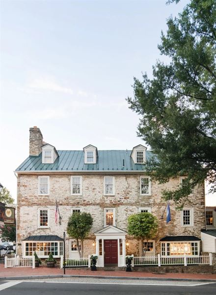 The Red Fox Inn & Tavern