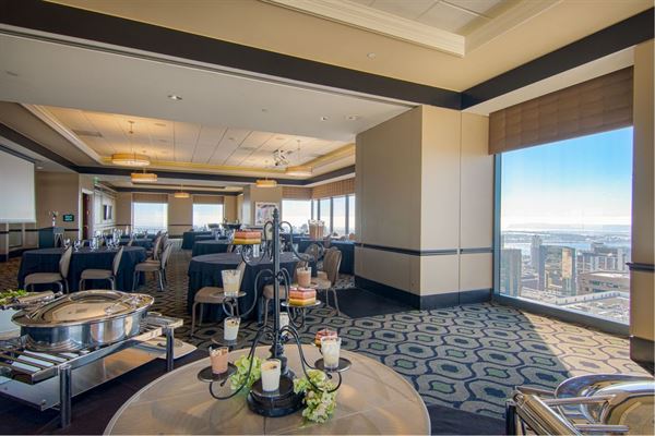 The University Club Atop Symphony Towers